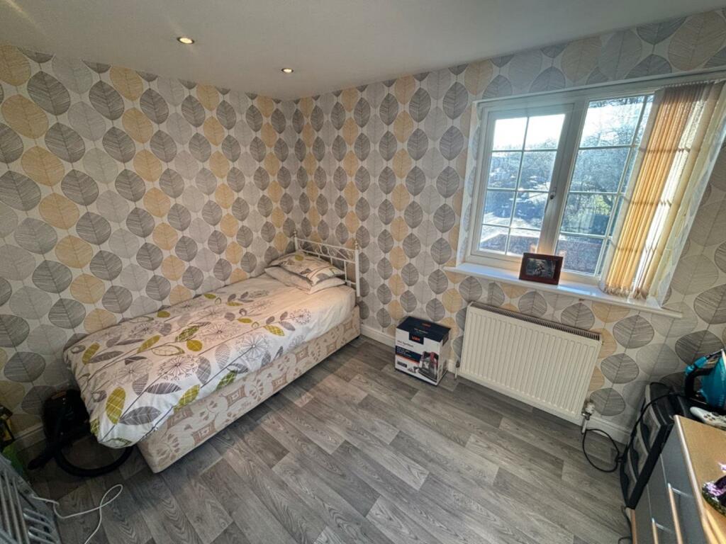 Additional image 5 of Abbotswood Close, Redditch B98