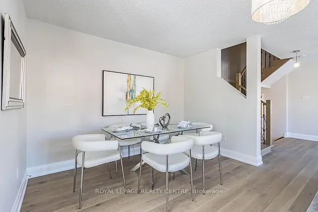 Additional image 11 of 3 Lake Louise Dr