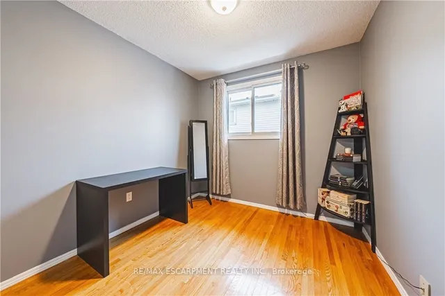 Additional image 22 of 153 Ravenbury Dr