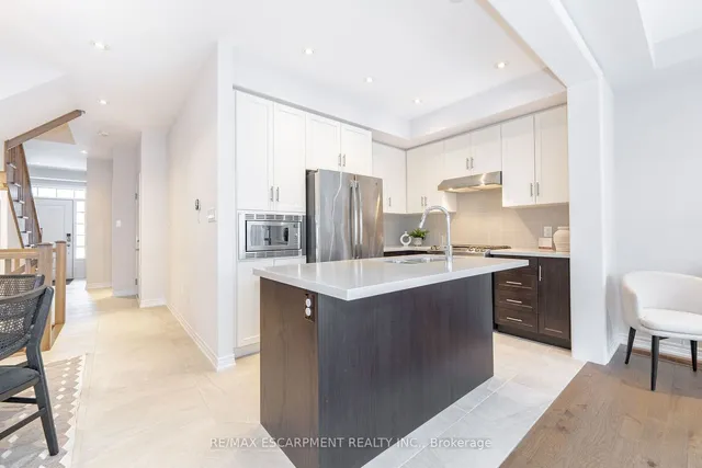 Additional image 5 of 366 Threshing Mill Blvd