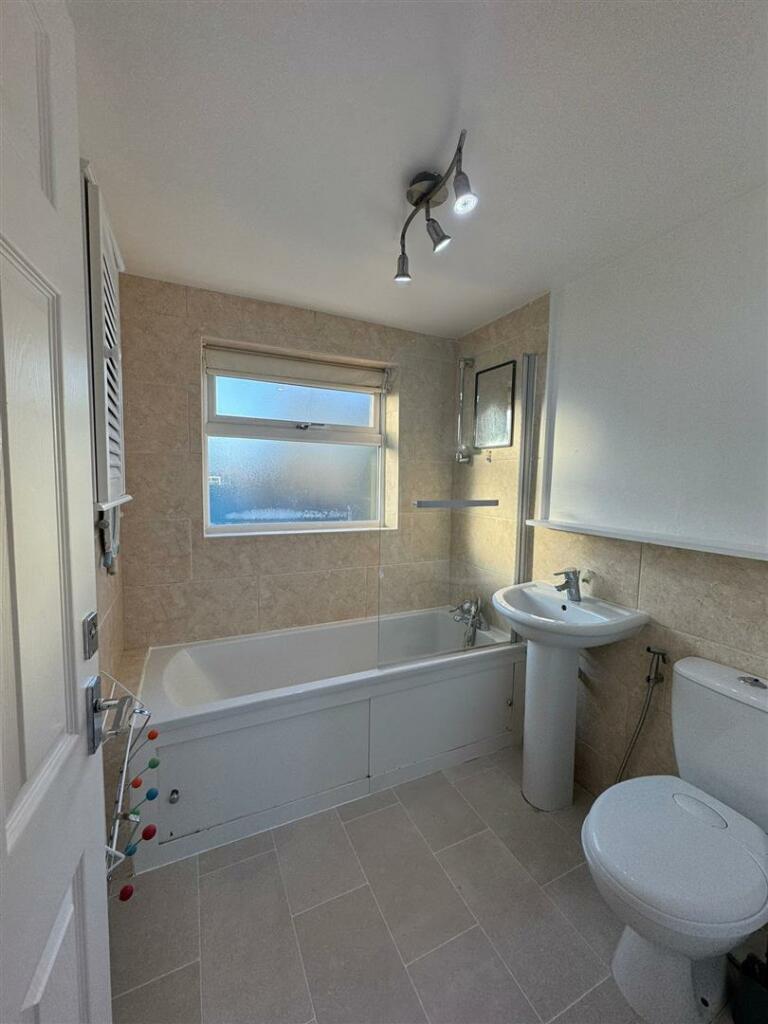 Additional image 8 of Newborough Road, Shirley