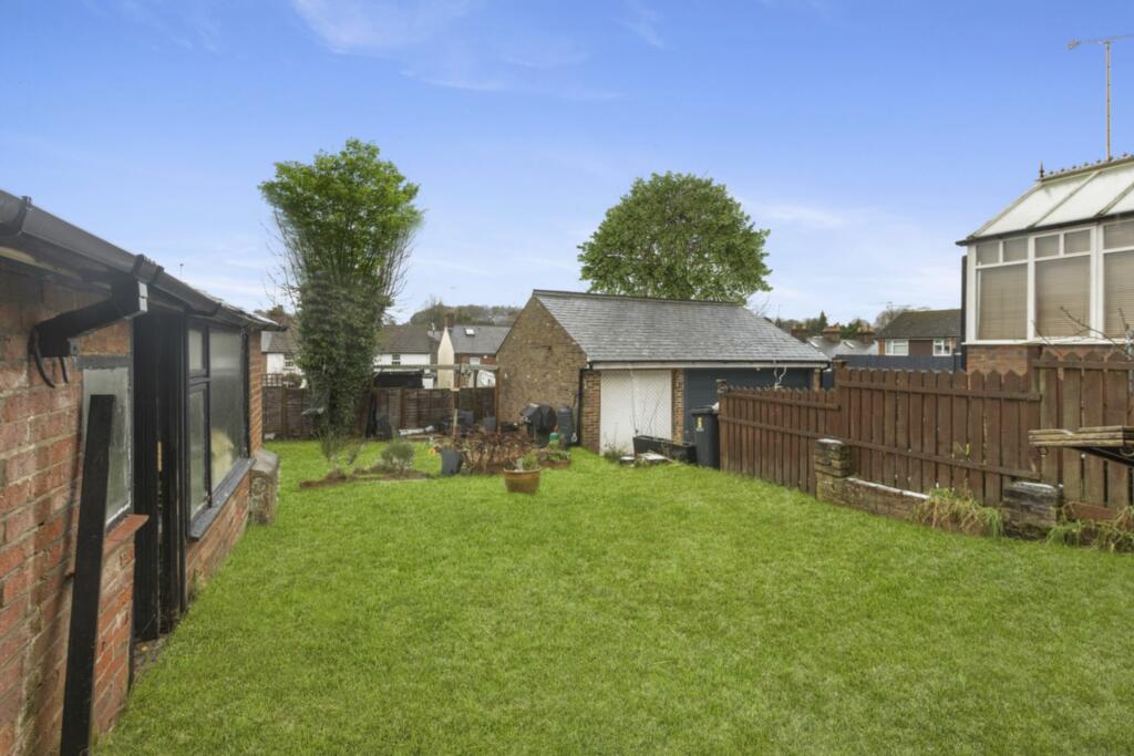 Additional image 12 of Harpenden Rise, Harpenden, AL5