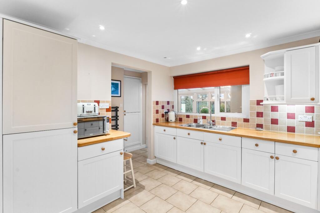 Additional image 8 of Victoria Park, Castle Cary, Somerset, BA7