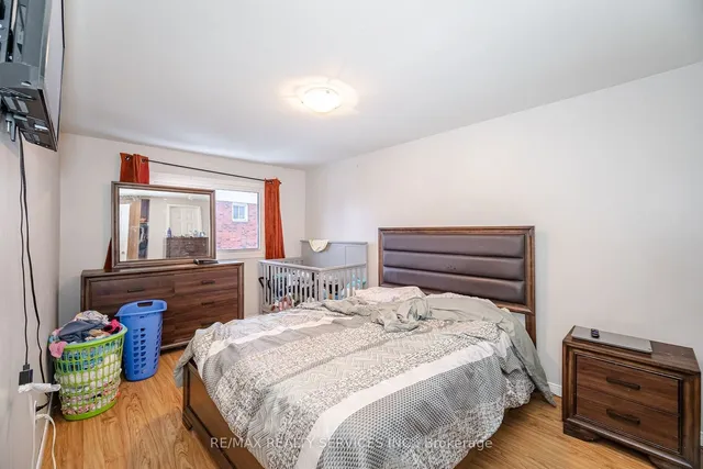 Additional image 16 of 12 Courtleigh Sq