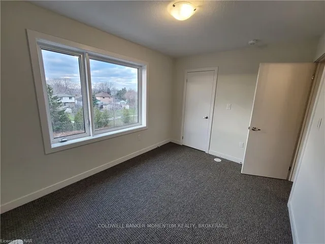 Additional image 17 of 590 North Service Rd Unit 25