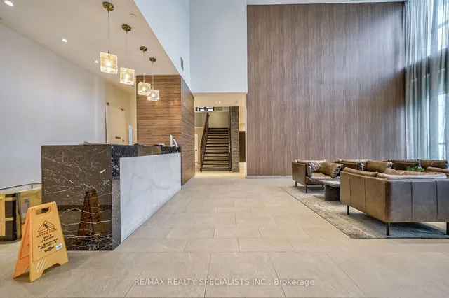 Additional image 30 of 10 DEERLICK Crt Unit 907