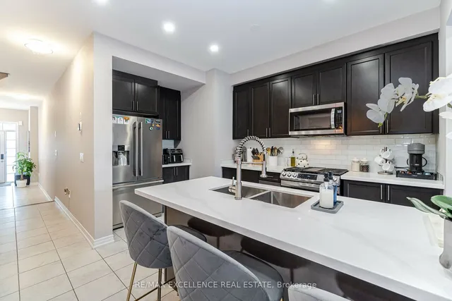 Additional image 38 of 15 Davenfield Circ