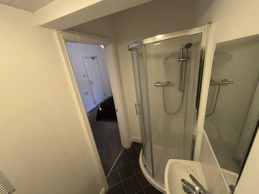 Additional image 5 of Wood End Lane, Birmingham