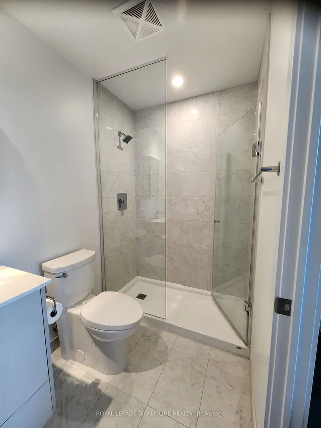 Additional image 6 of 1926 Lake Shore Blvd Unit 4015