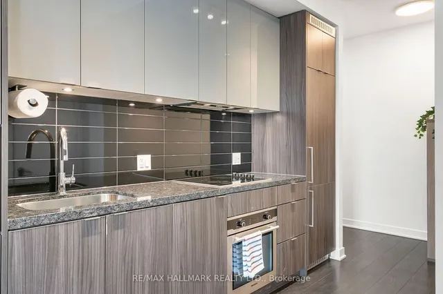 Additional image 14 of 125 Blue Jays Way St Unit 4608