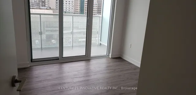 Additional image 7 of 15 Queens Quay Unit 911
