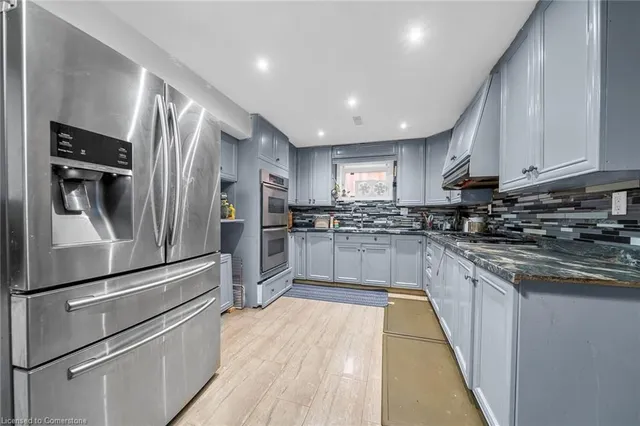 Additional image 30 of 33 Tallman St