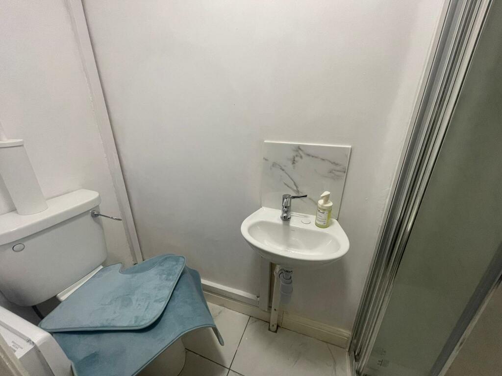 Additional image 32 of Birmingham Road, Marlbrook