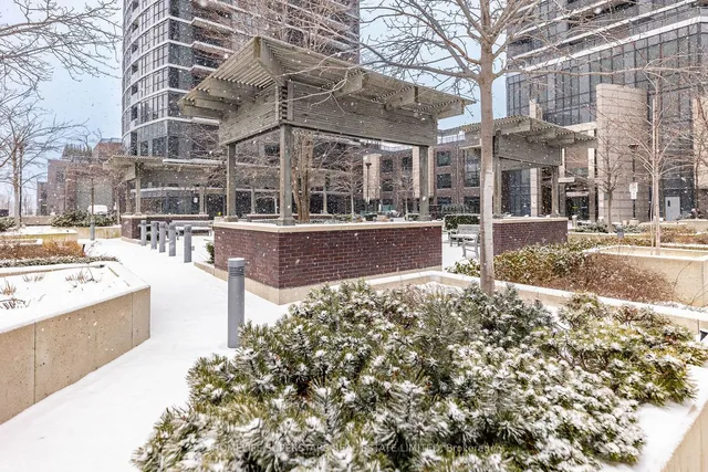 Additional image 21 of 1 Valhalla Inn Rd Unit 1010