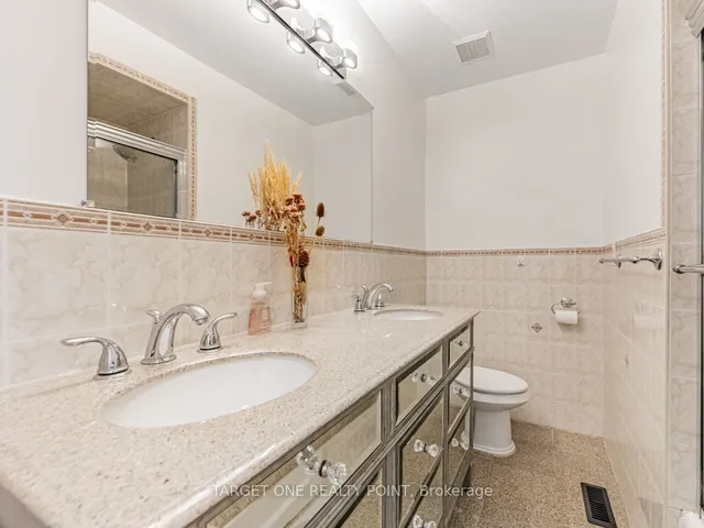 Additional image 20 of 205 Pineway Blvd