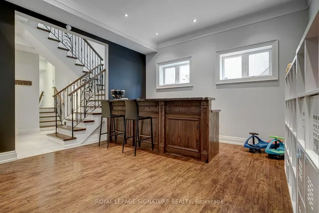 Additional image 28 of 522 Melrose Ave