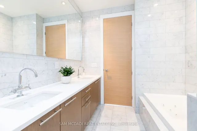 Additional image 16 of 1 Market St Unit 3204