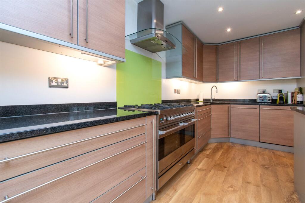 Additional image 7 of De Tany Court, St. Albans, Hertfordshire, AL1