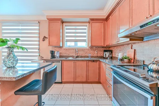 Additional image 19 of 107 Sled Dog Rd