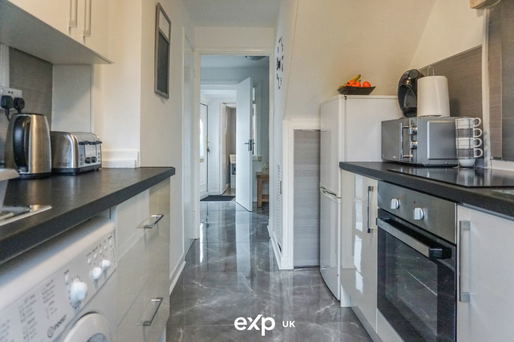 Additional image 8 of Burnlea Grove, West Heath, B31 3LT