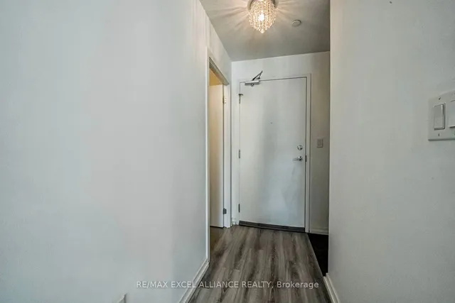 Additional image 4 of 62 Forest Manor Rd Unit 2007