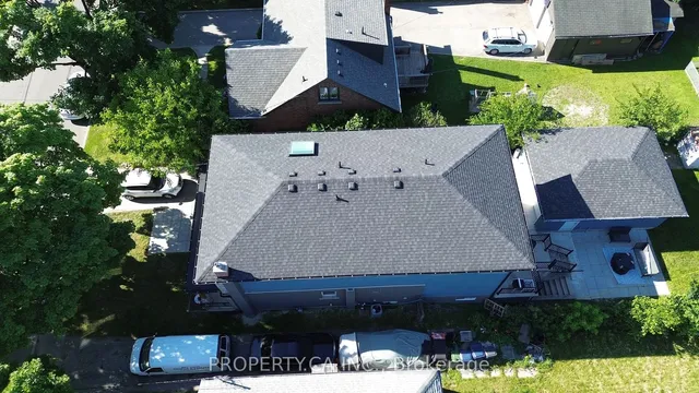 Additional image 40 of 46 Portage Ave