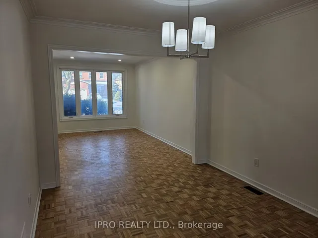 Additional image 12 of 23 Woodlot Cres