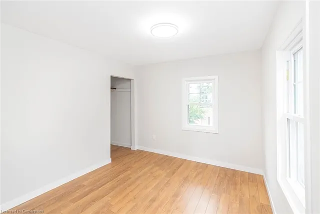 Additional image 20 of 583 John Street St