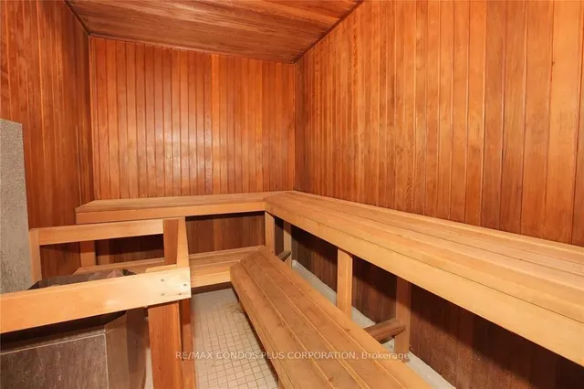 Additional image 12 of 1001 Bay St Unit 1801