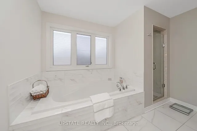 Additional image 30 of 22 Kawana Rd