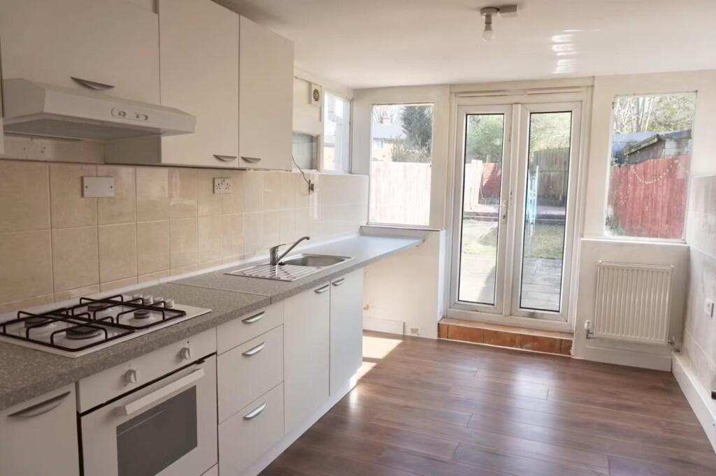 Additional image 3 of Honiton Crescent, Birmingham