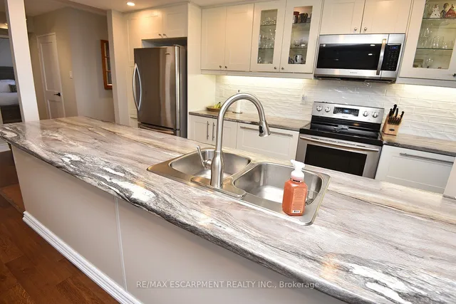 Additional image 13 of 2055 Upper Middle Rd Unit 1502