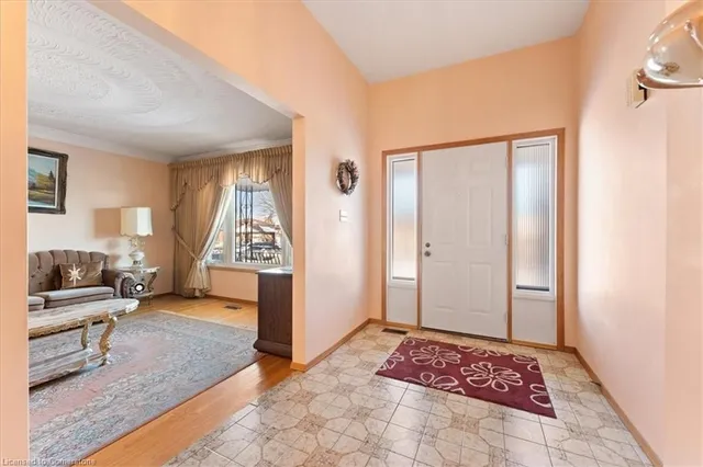 Additional image 6 of 17 Colgate Crt