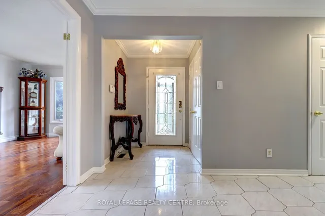 Additional image 3 of 3200 Hazelwood Ave