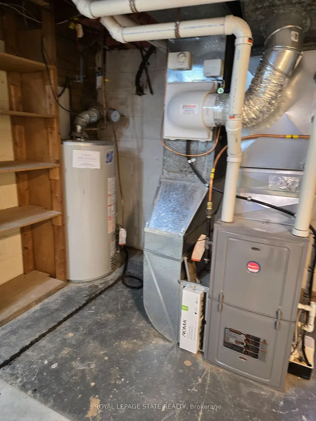 Additional image 4 of 664 Chestnut Pl