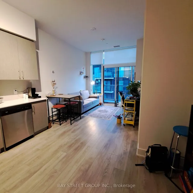 Additional image 7 of 212 King St Unit 1409