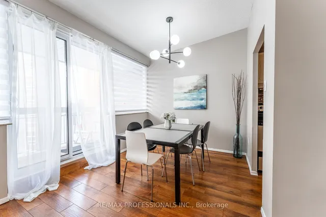 Additional image 15 of 4064 Lawrence Ave Unit 515