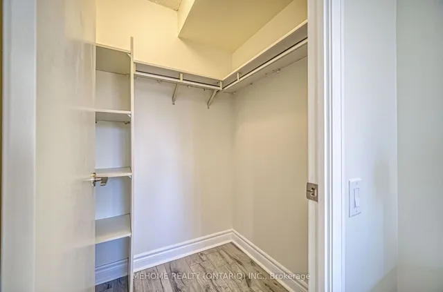 Additional image 19 of 21 Carlton St Unit 909