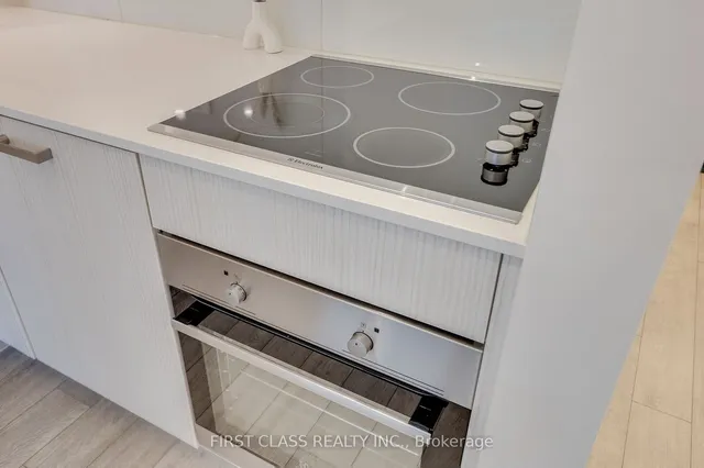 Additional image 14 of 195 Redpath Ave Unit 3414