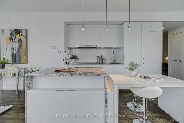 Additional image 4 of 1 Bloor St Unit 4909