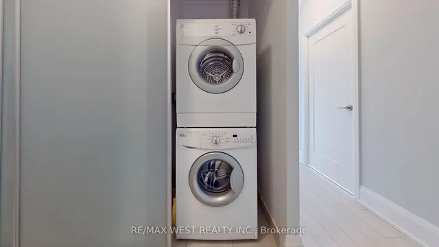 Additional image 30 of 120 Harrison Garden Blvd Unit 1427