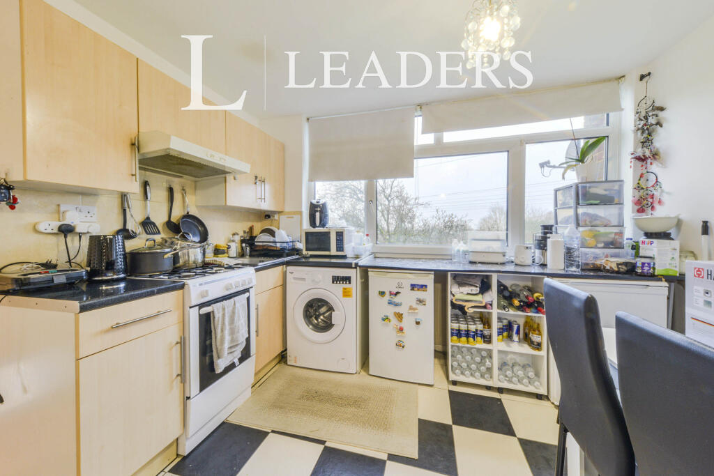 Additional image 4 of Abbots Park