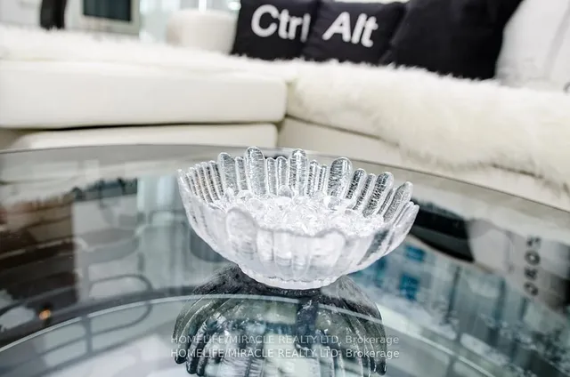 Additional image 22 of 12 York St Unit 3605