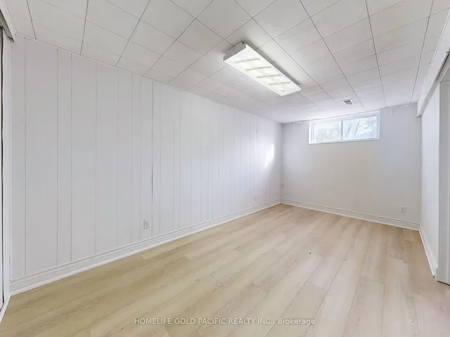 Additional image 27 of 38 Resolution Cres