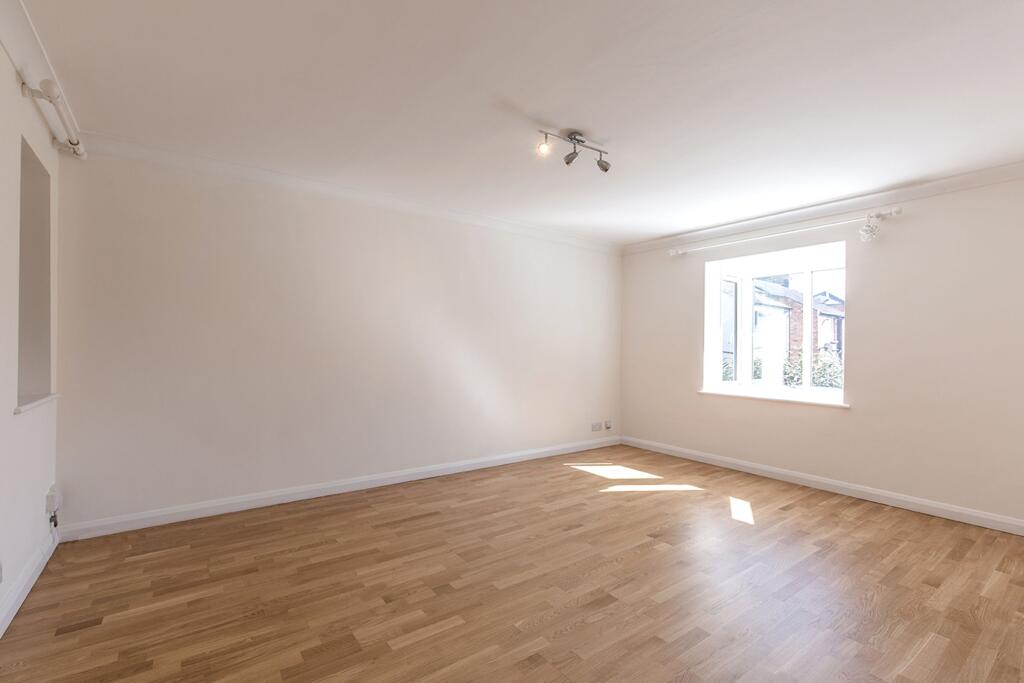 Additional image 2 of Oldfield Court, Lattimore Road