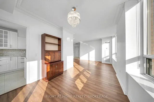 Additional image 11 of 55 STRATHAVEN Dr Unit 1105