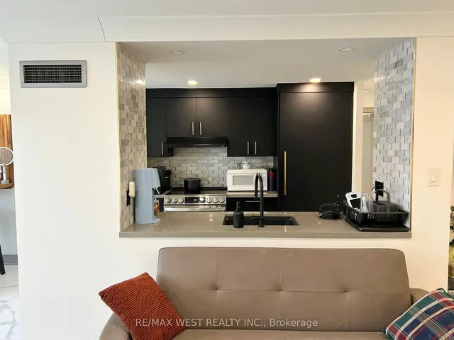 Additional image 10 of 3 Rowntree Rd Unit 1210