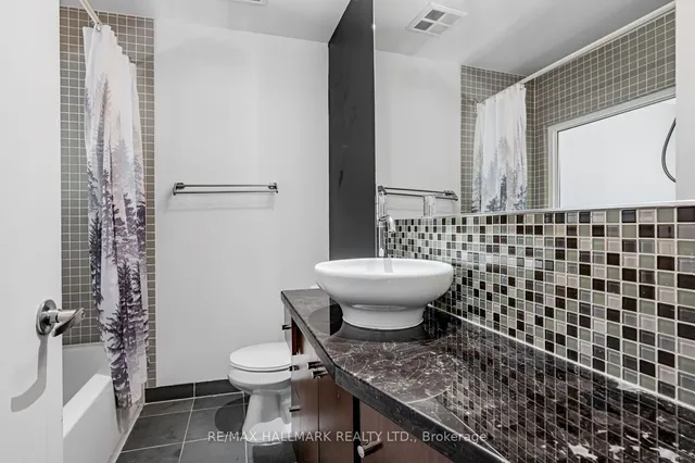 Additional image 15 of 21 Earl St Unit 302