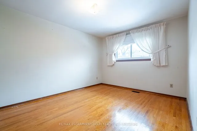 Additional image 20 of 662 West 5th St