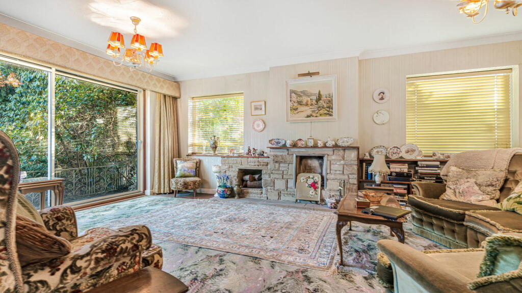 Additional image 4 of Brueton Avenue, Solihull, B91 3EN